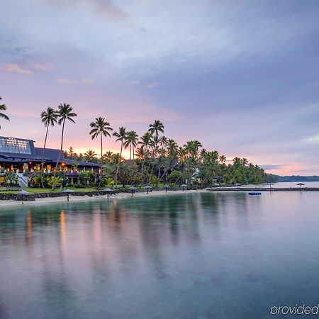 The Warwick Fiji Hotel Korolevu  Buitenkant foto Sunset at the Sheraton Resort