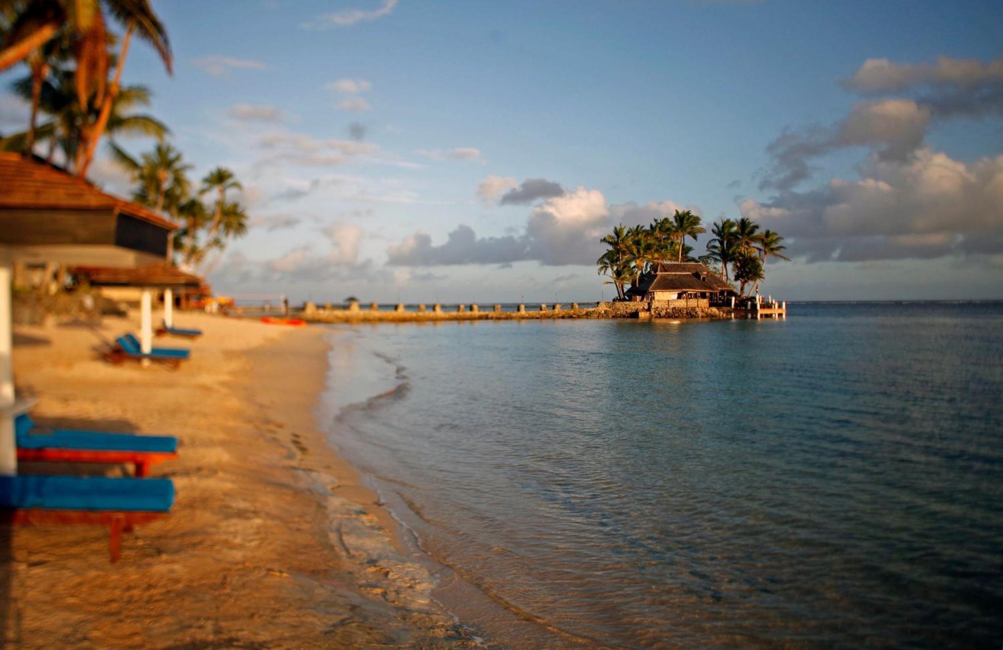 The Warwick Fiji Hotel Korolevu  Buitenkant foto Sunset at the beach