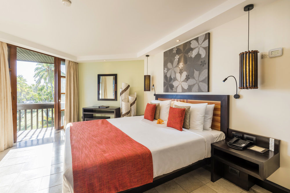 The Warwick Fiji Hotel Korolevu  Buitenkant foto Deluxe Room