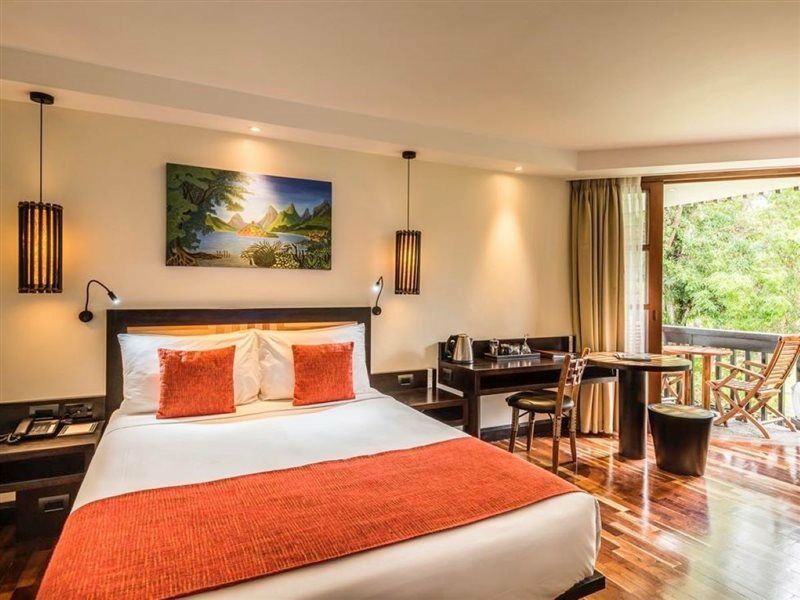 The Warwick Fiji Hotel Korolevu  Buitenkant foto Deluxe Room