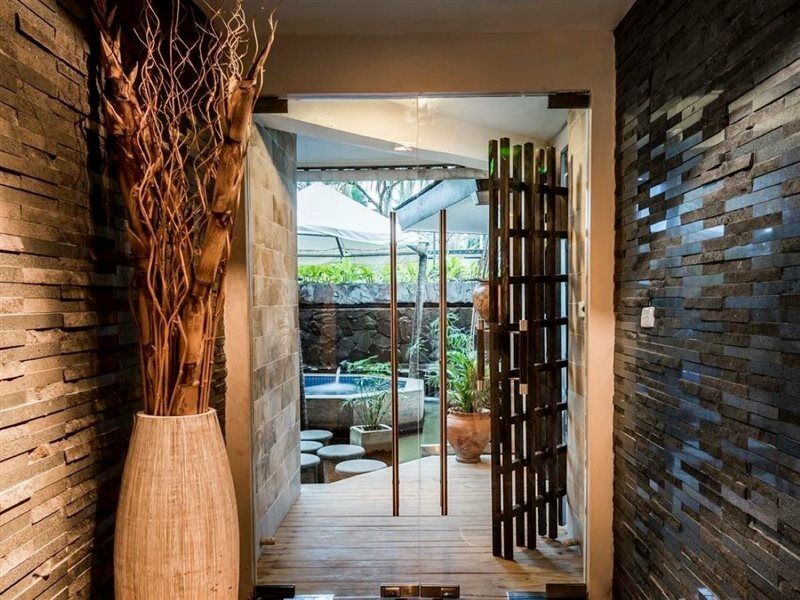 The Warwick Fiji Hotel Korolevu  Buitenkant foto Entrance to the spa
